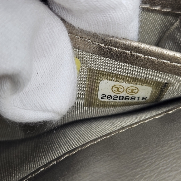 💛CANEL Gold Quilted Wallet/Clutch💛 - Picture 15 of 16